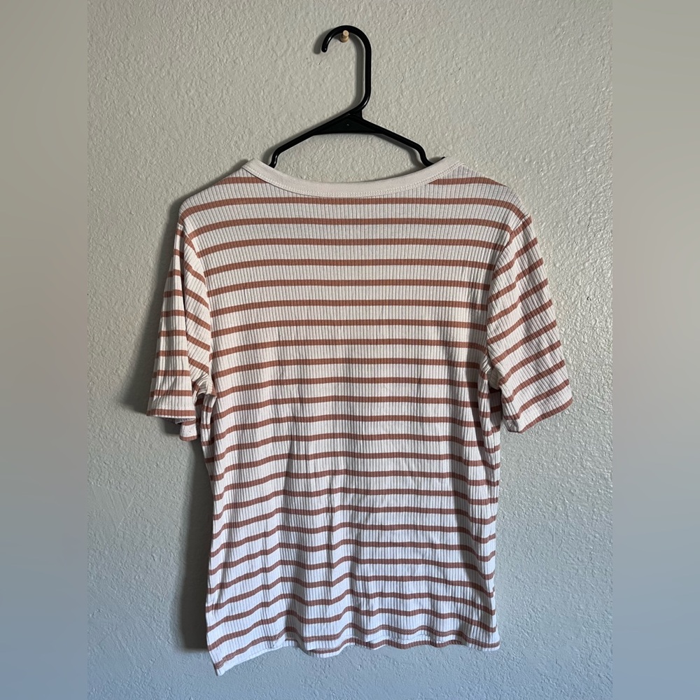 Simple Tee